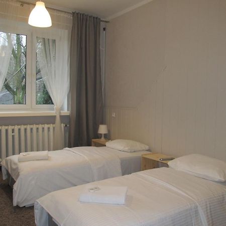 Hotel Pod Debem Zielona Góra Dış mekan fotoğraf