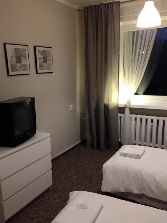 Hotel Pod Debem Zielona Góra Dış mekan fotoğraf