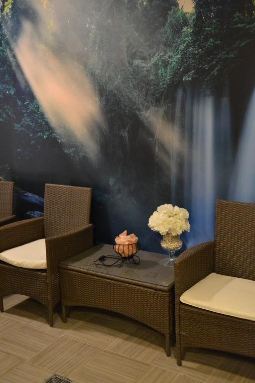 Hotel Pod Debem Zielona Góra Dış mekan fotoğraf