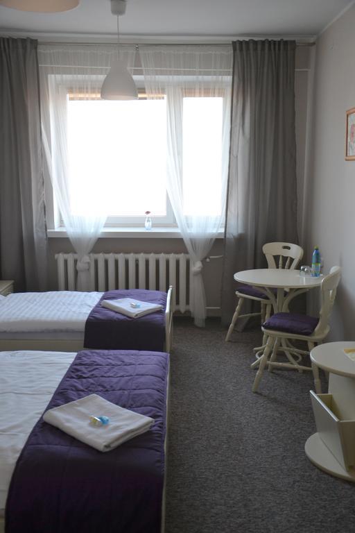 Hotel Pod Debem Zielona Góra Dış mekan fotoğraf